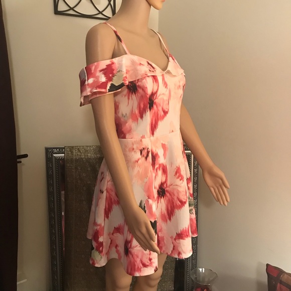 Emerald Sundae Cold Shoulder Fit And Flare Dress - Picture 2 of 8